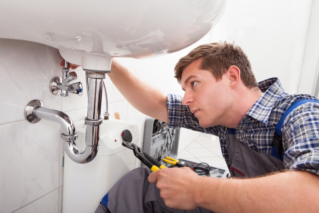 Plumbers Grays, Badgers Dene, RM17